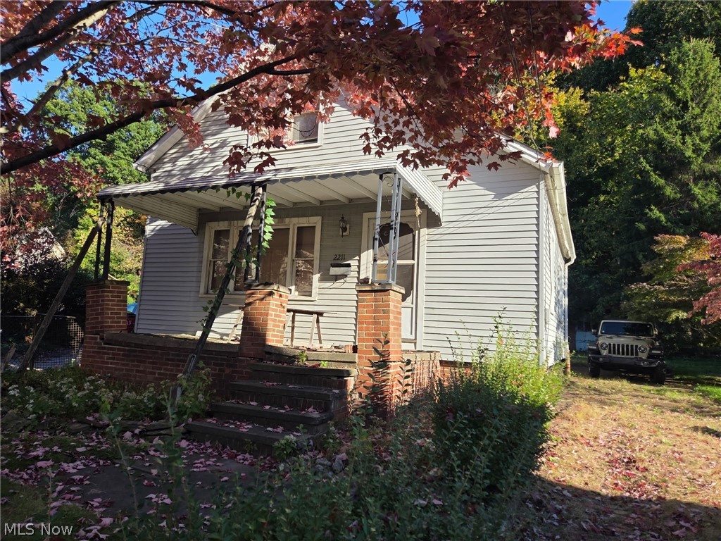 2211 Murray Hill Road — photo