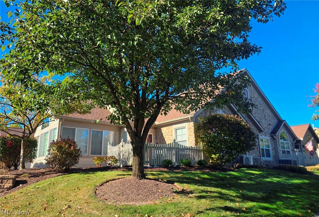 261 Arlington Drive — photo