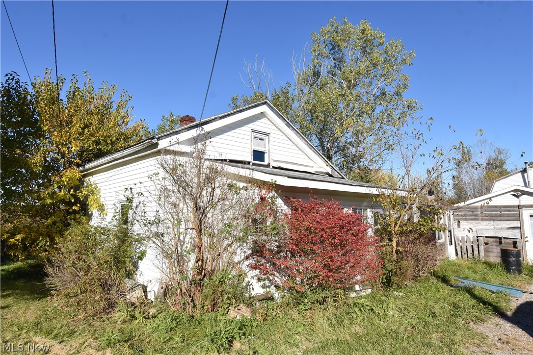 1438 S County Line Road, Geneva, OH 44041 | Realty.com