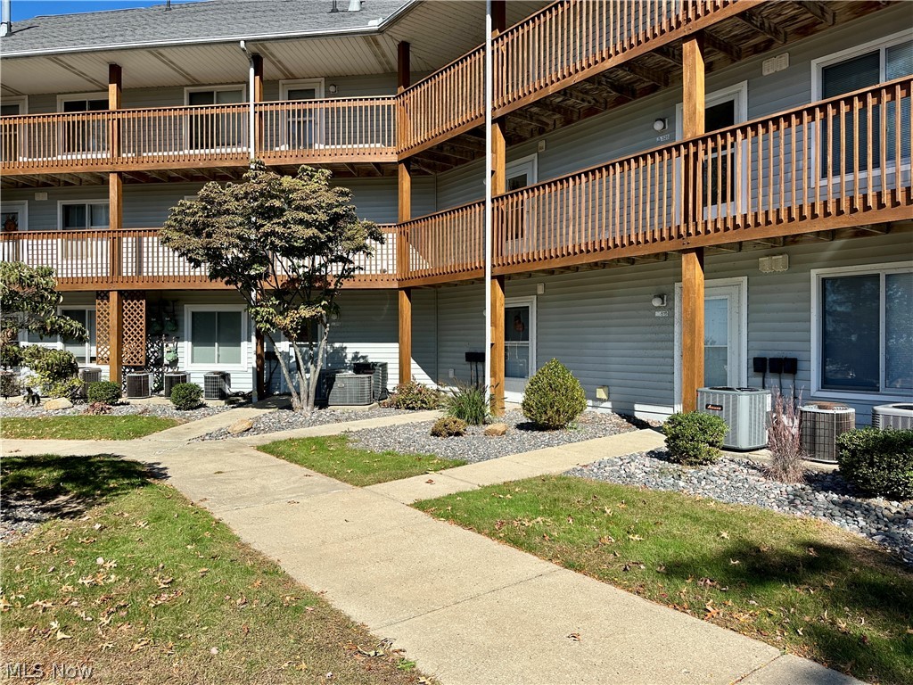 6035 Lake Road Unit 524 — photo