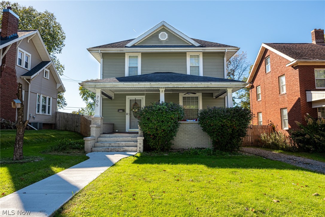 705 Cambridge Road — photo