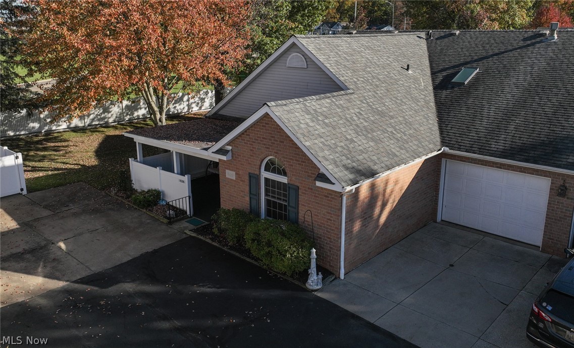 1526 Rhine River Road NW — photo