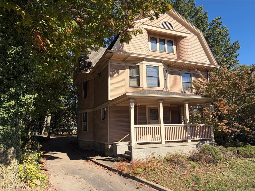 631 W Exchange Street — photo