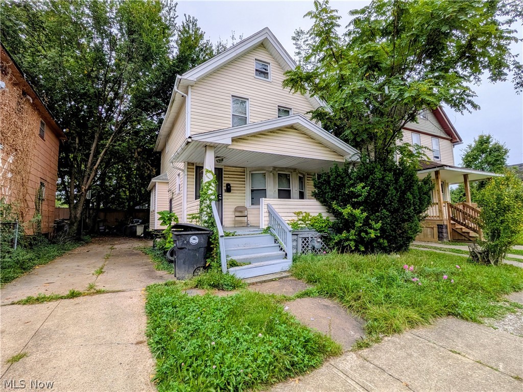3659 E 104th Street — photo