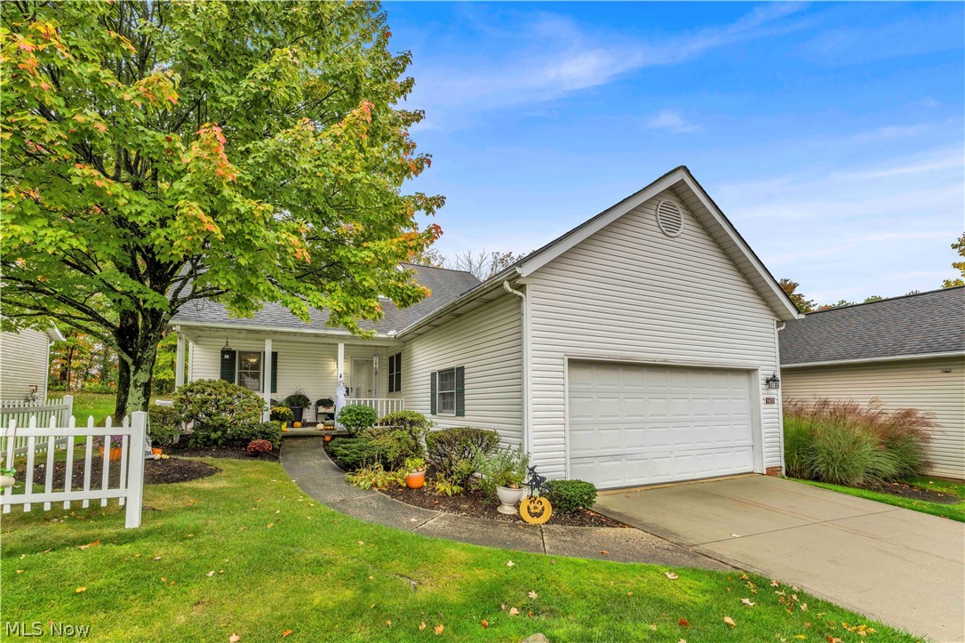 1605 Windrow Lane — photo