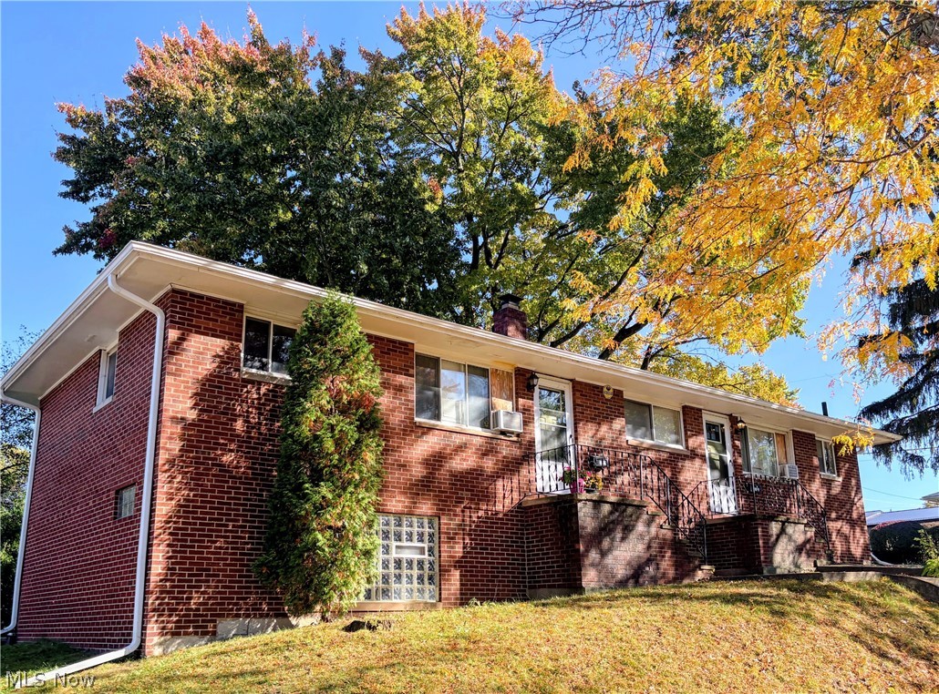 1925 Evergreen Avenue Unit 1925 — photo