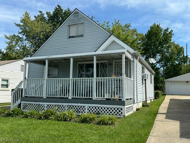 4413 E 158th Street — photo