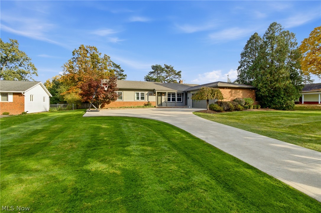 2615 Deptford Drive — photo