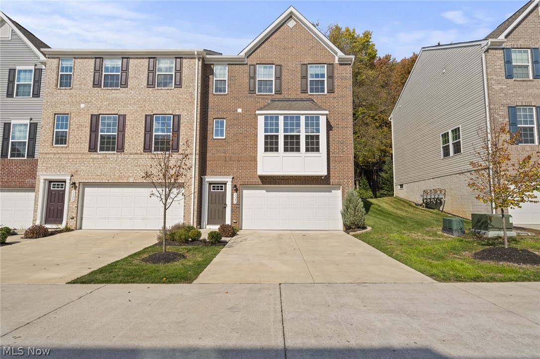 1131 Bean Lane — photo