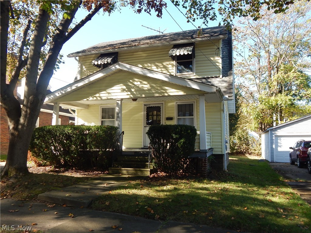 940 Davis Street — photo