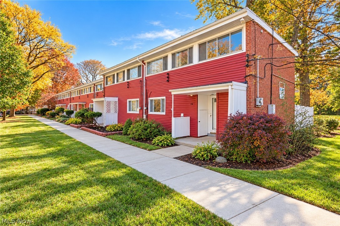 5880 Woolman Court Unit 76 — photo
