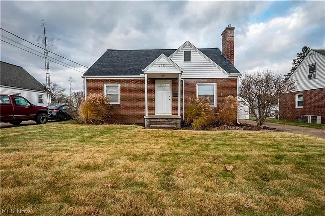 2923 Helen Place NW — photo