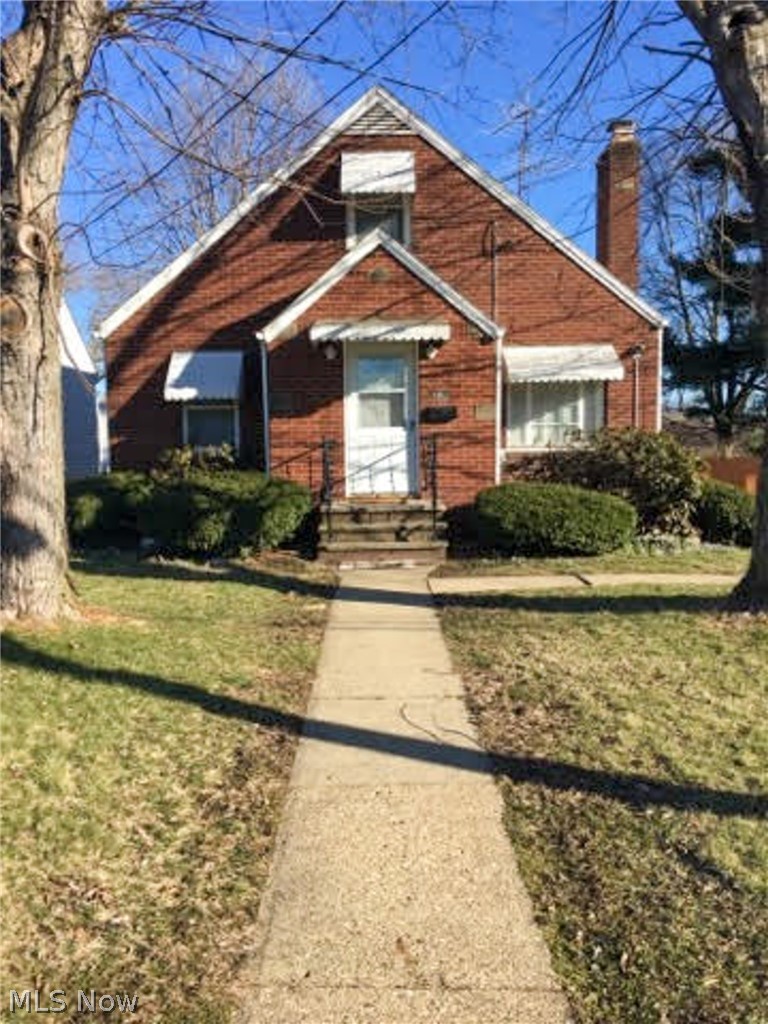 1203 25th Street NE — photo