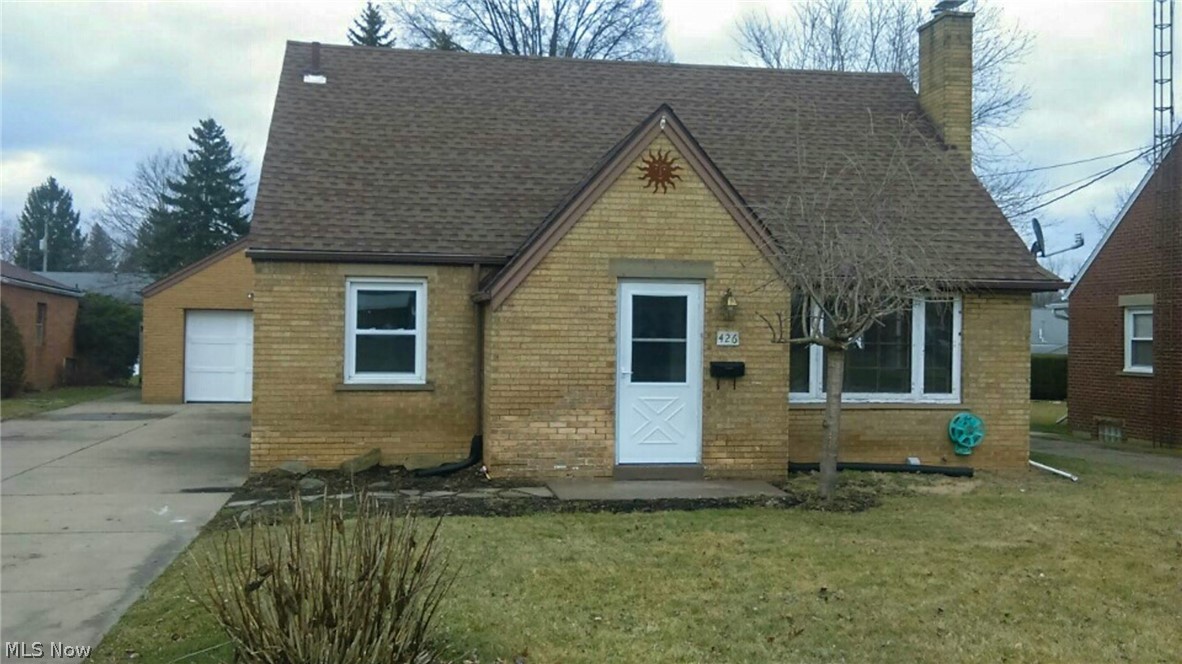 426 Vince Avenue NW — photo