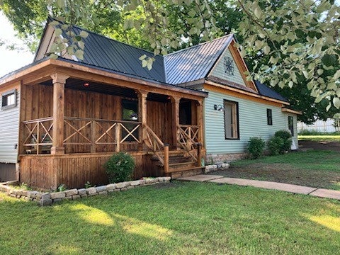401 E Tahlequah Street — photo