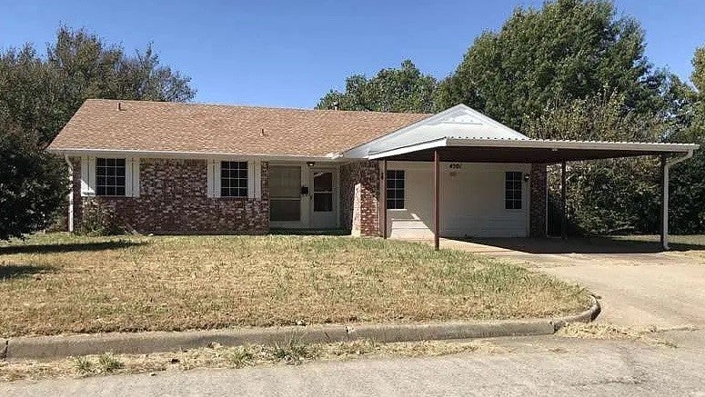 4501 Meadowpark Drive — photo