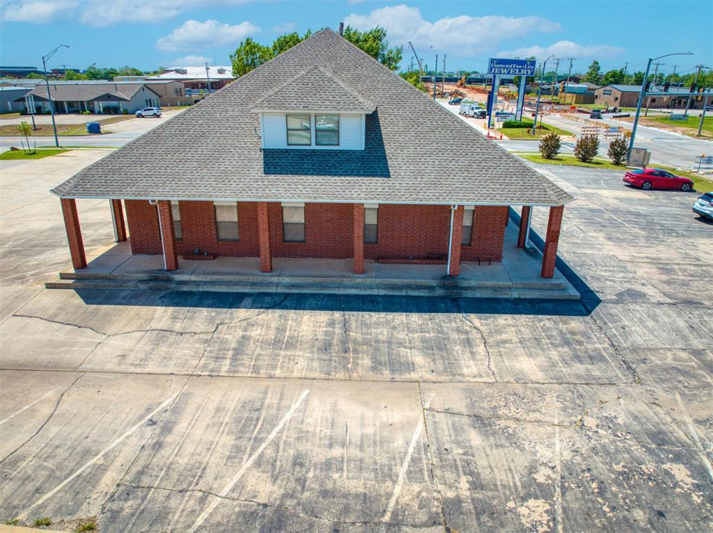 504 Tower Drive — photo