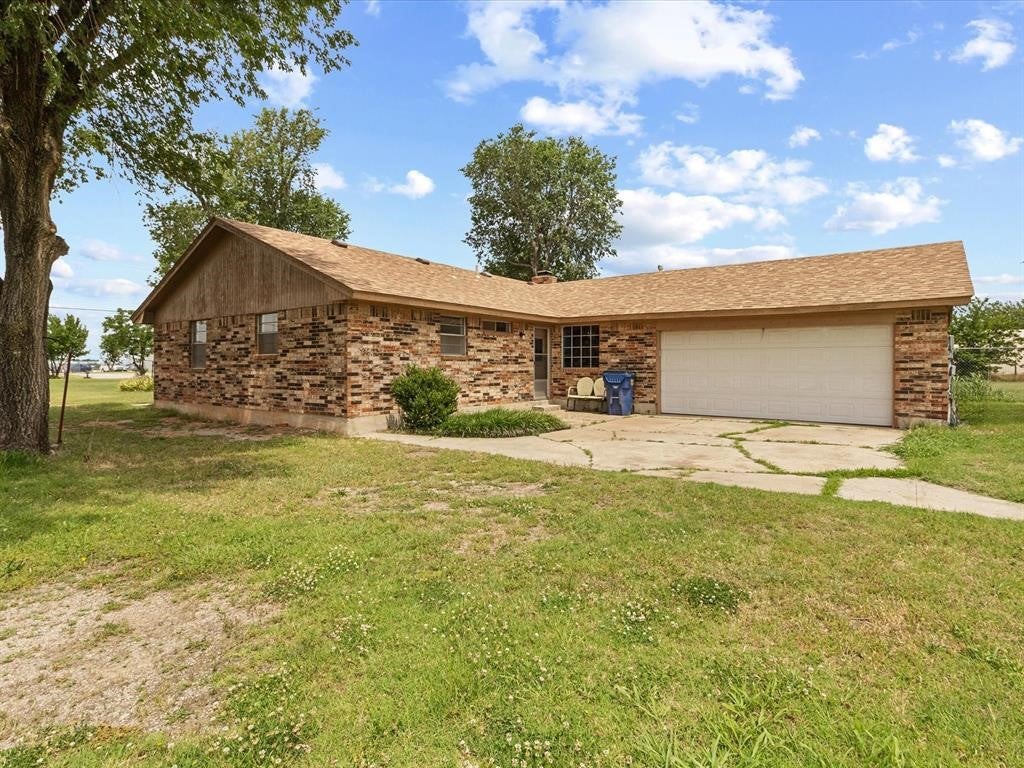 Home in El Reno, OK 73036 — photo 2