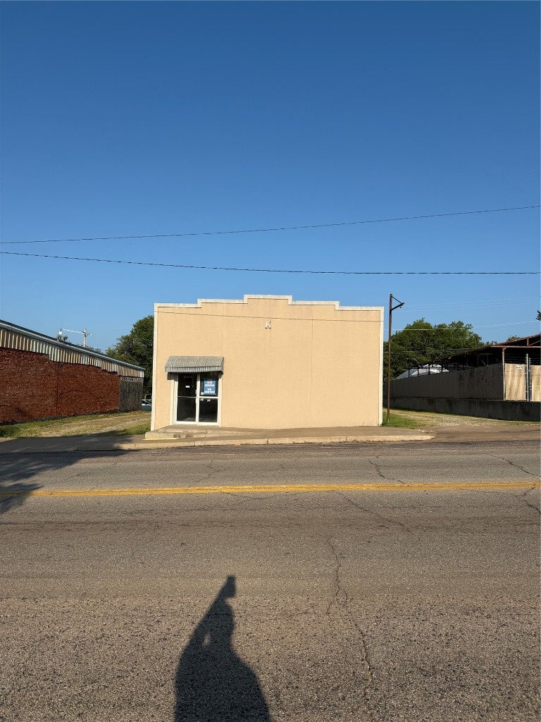 1109 Manvel Avenue — photo