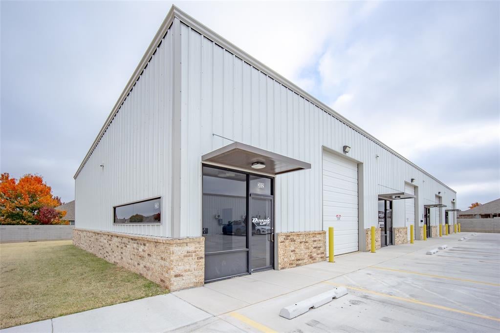 236 Chisholm Trail Way 302 — photo