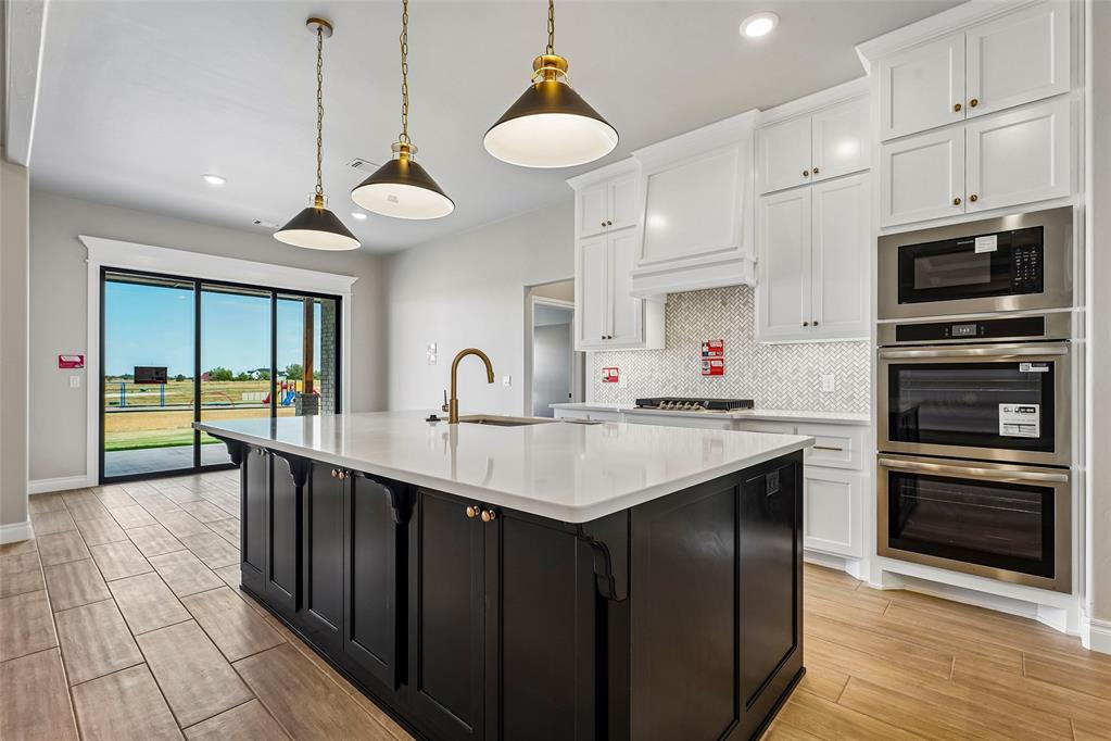 12360 Alfalfa Lane — photo