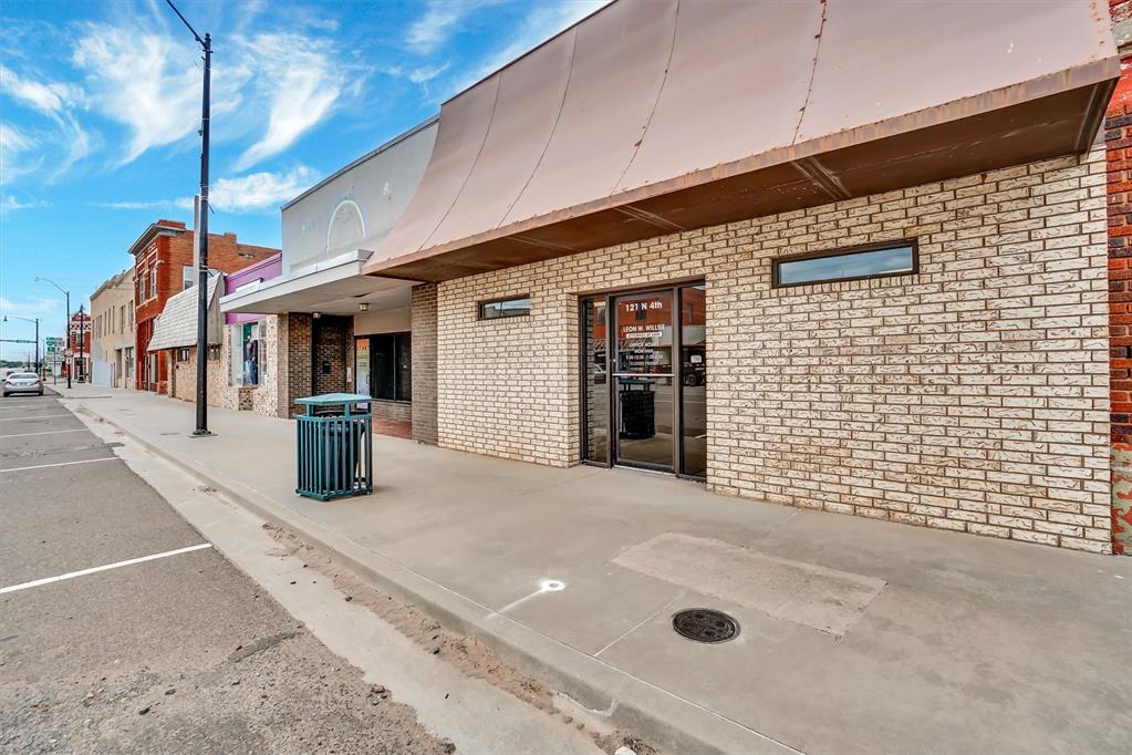 121 N 4th Street — photo