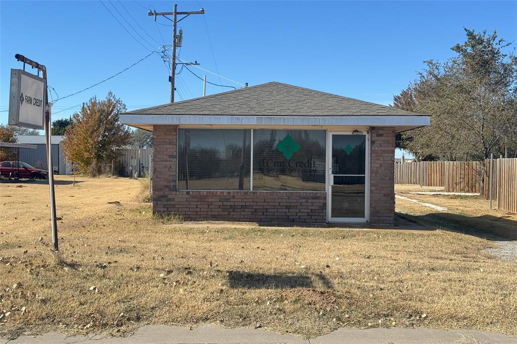 415 N Broadway Street — photo