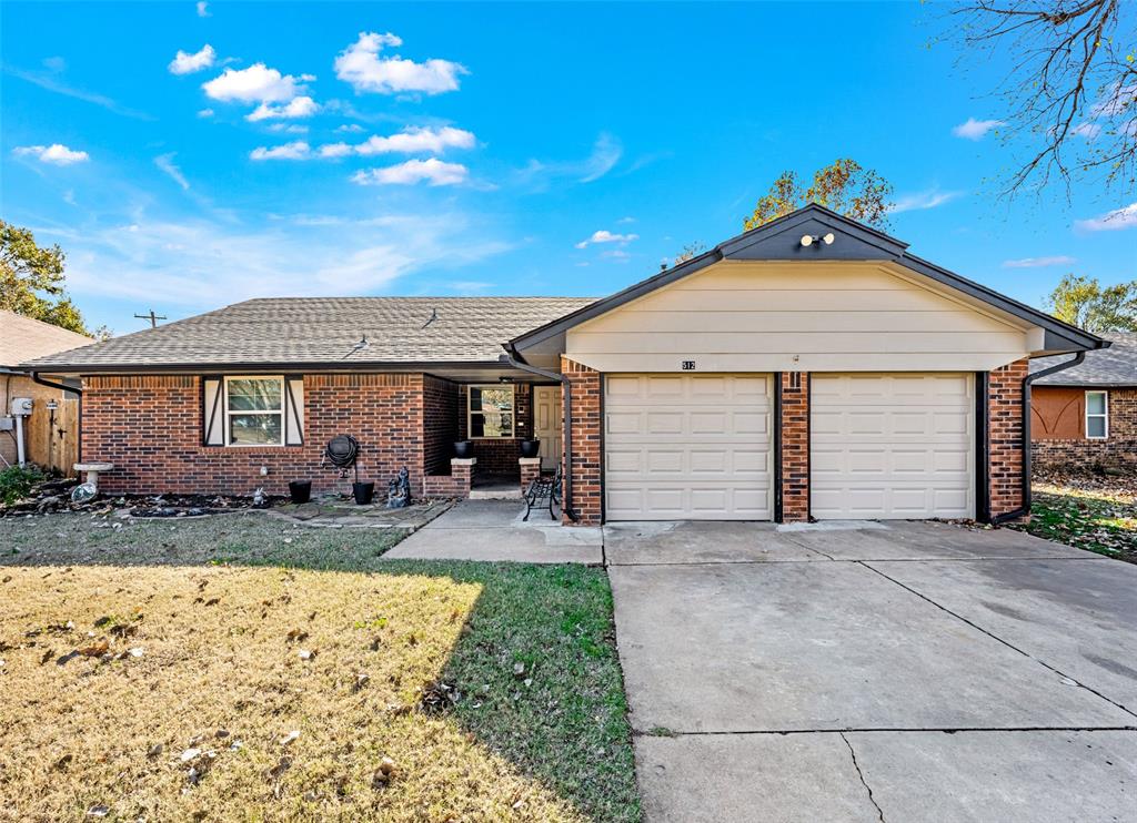 512 Wood Hollow Lane — photo