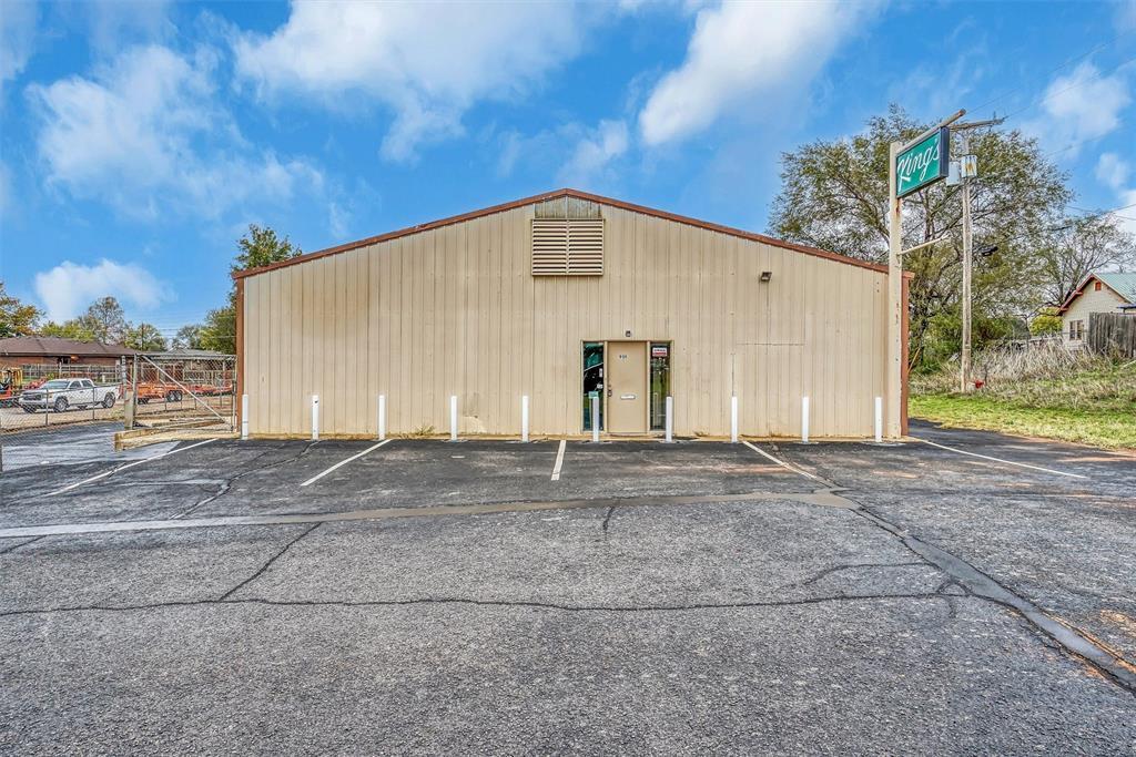 901 W Ring Drive — photo