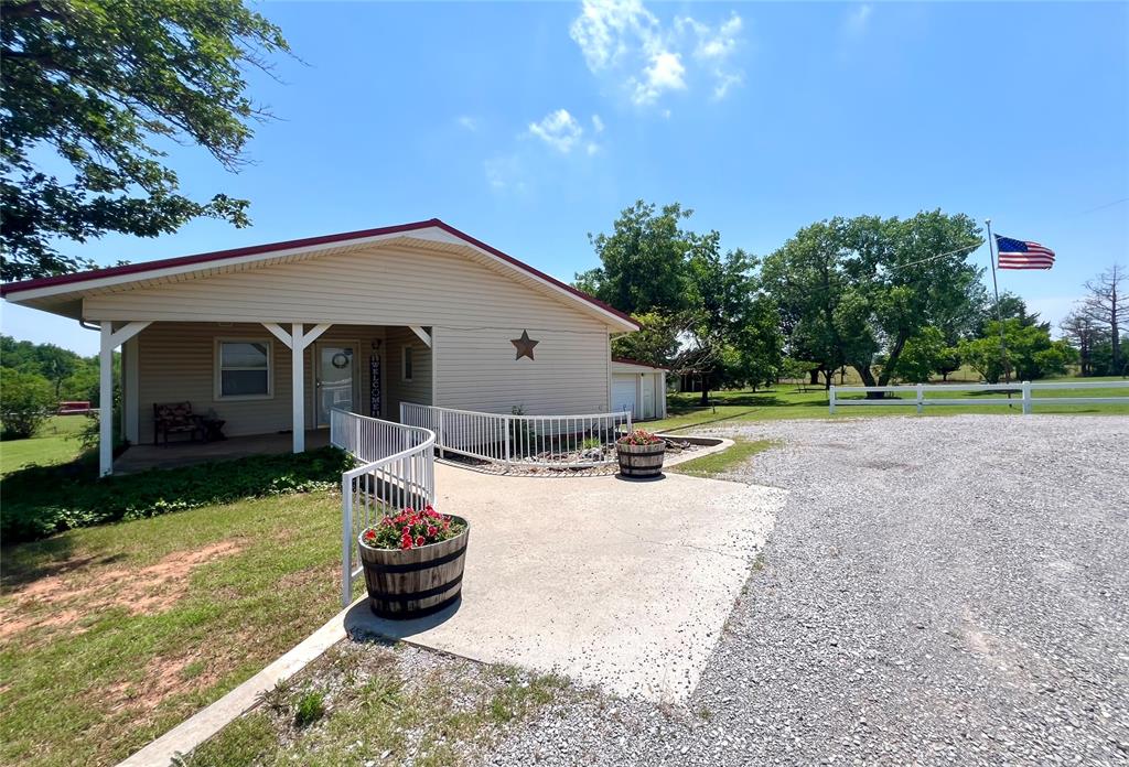 416 E Quail Road — photo