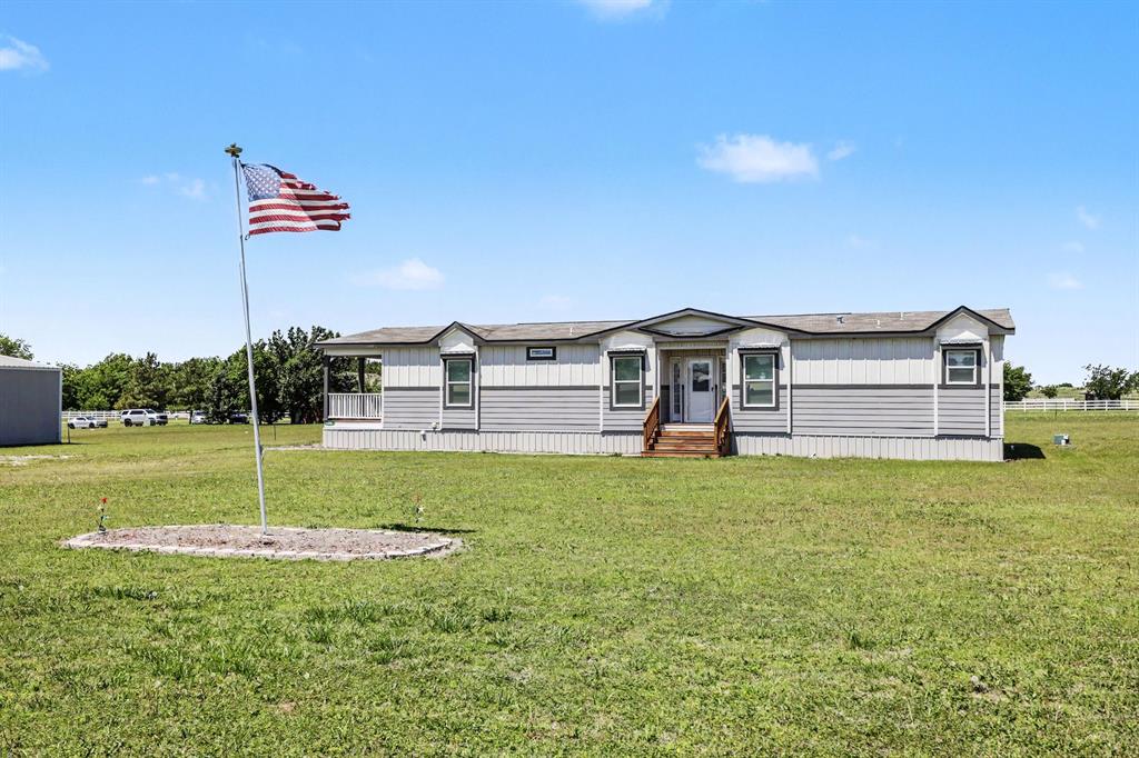 17902 Lexie Lane — photo