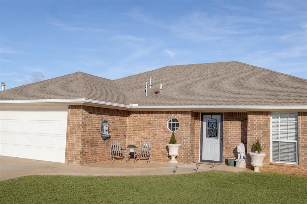 112 Hunter Hill Drive — photo