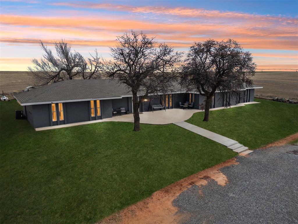 29023 County Street 2560 — photo