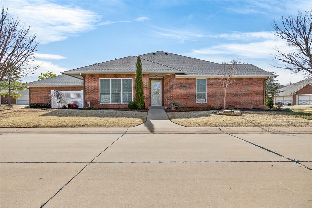 15528 Swallowtail Road — photo