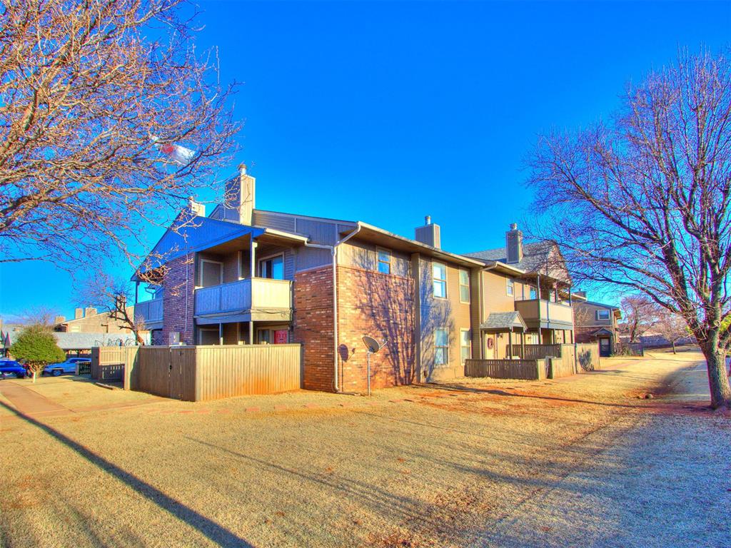 11413 Springhollow Road 707 — photo