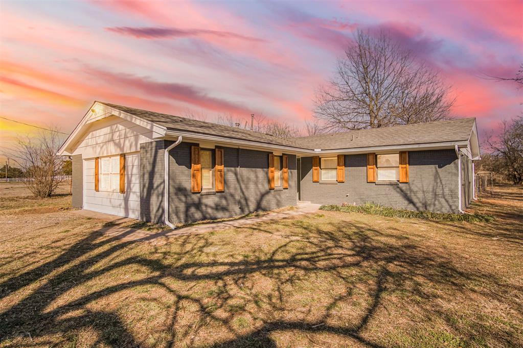 5825 N Blue Lake Drive — photo