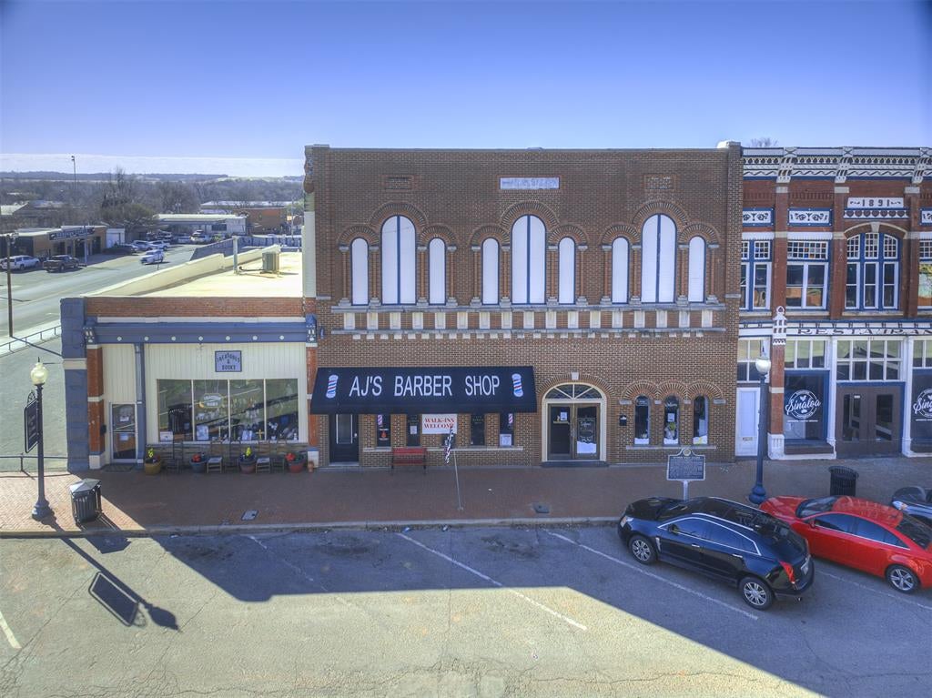 107 W Harrison Avenue — photo