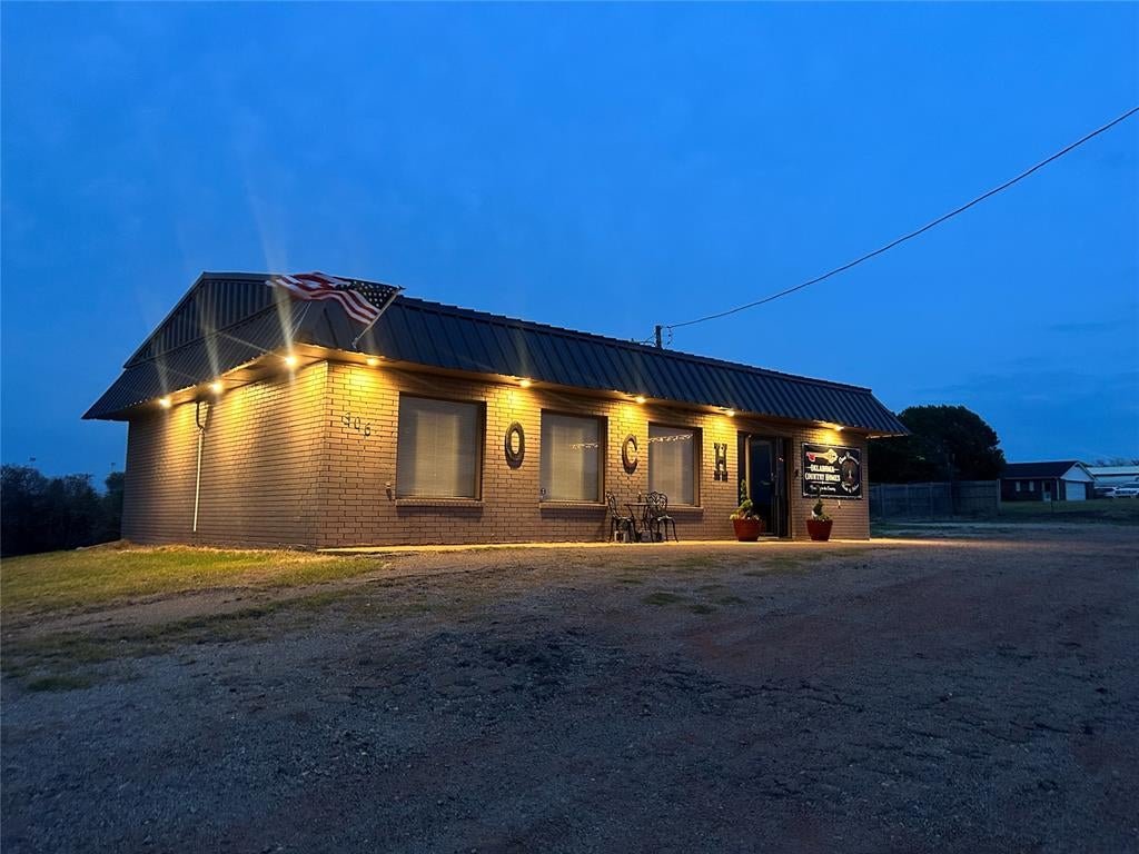306 E Highway 66 Highway — photo