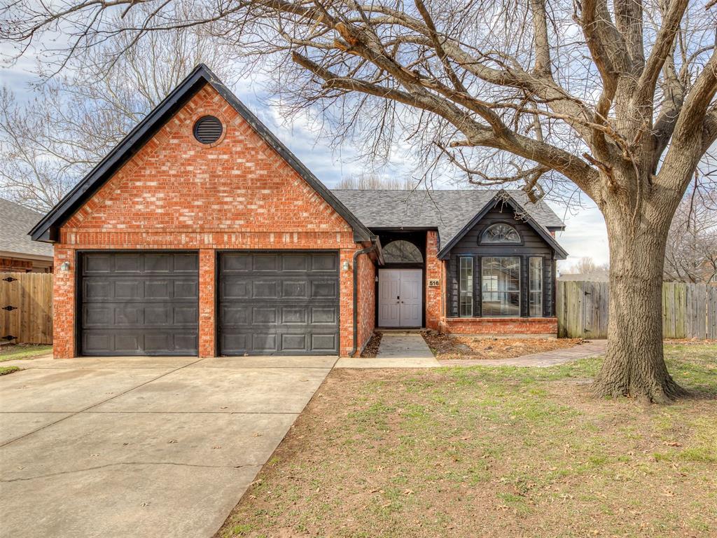 516 Winston Drive — photo