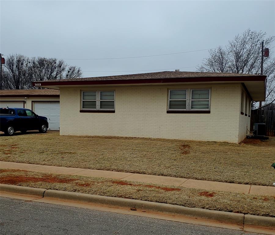 Home in Foss, OK 73647 — photo 3