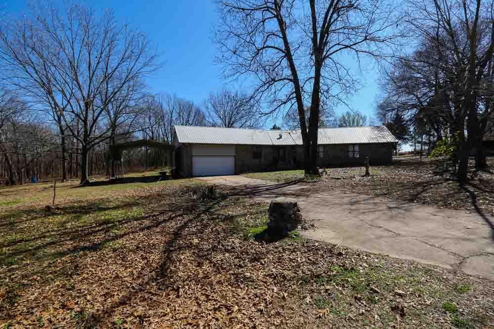5232 W Cove Drive — photo