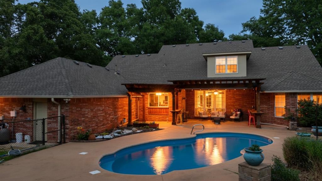 16316 Cobblestone Circle — photo