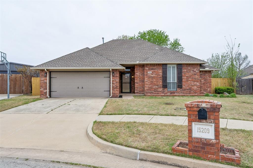 15209 Derrick Circle — photo