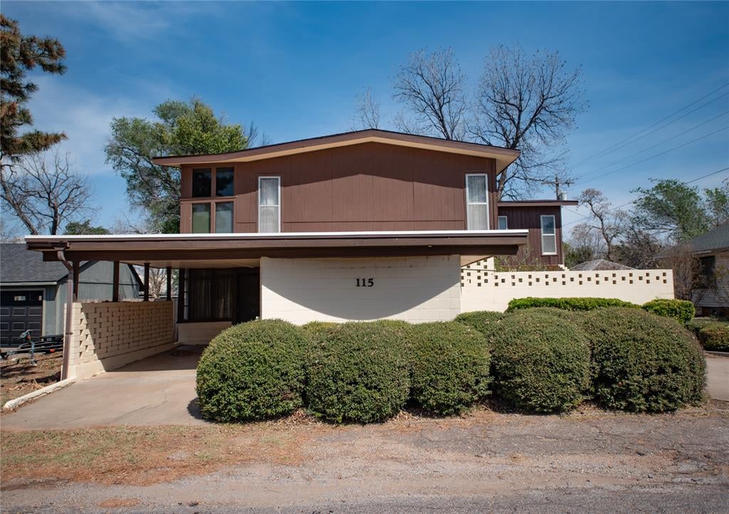115 E Van Buren Street — photo
