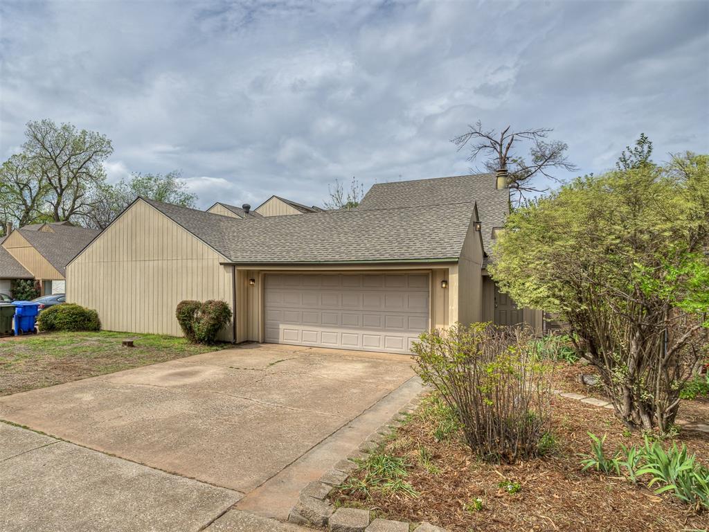 3719 River Oaks Drive — photo