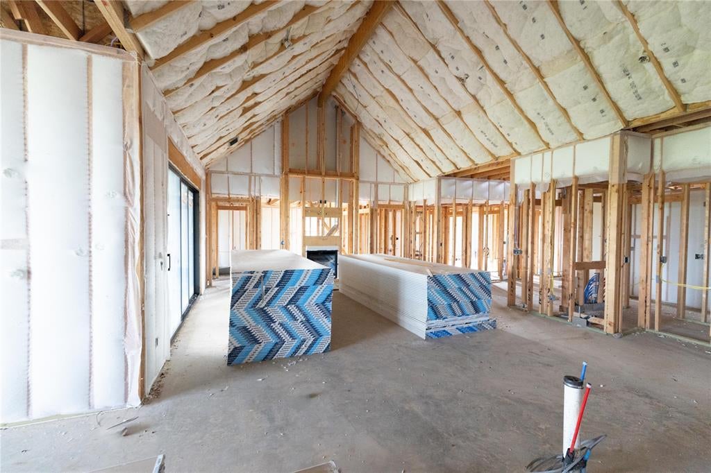 824 Peony Place — photo