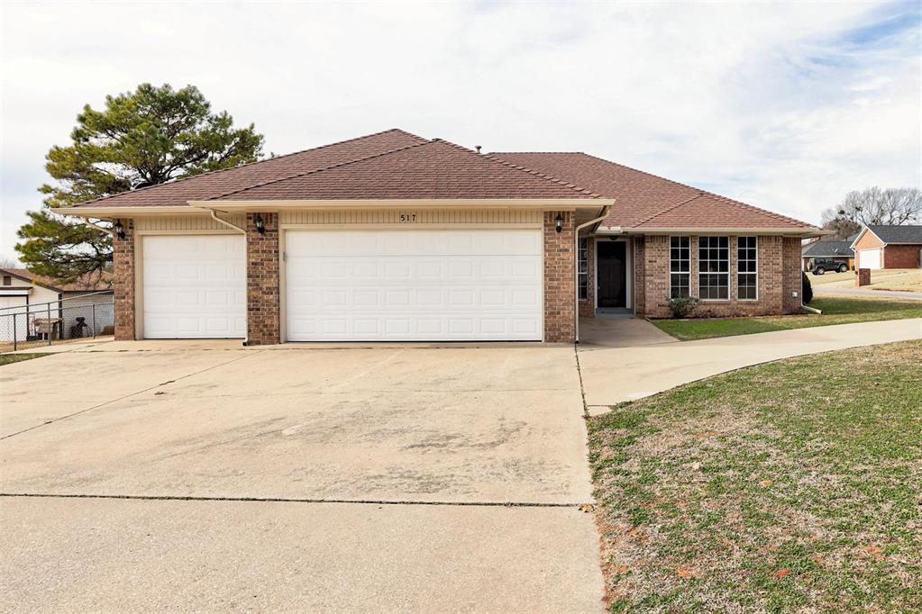 517 Bob White Drive — photo
