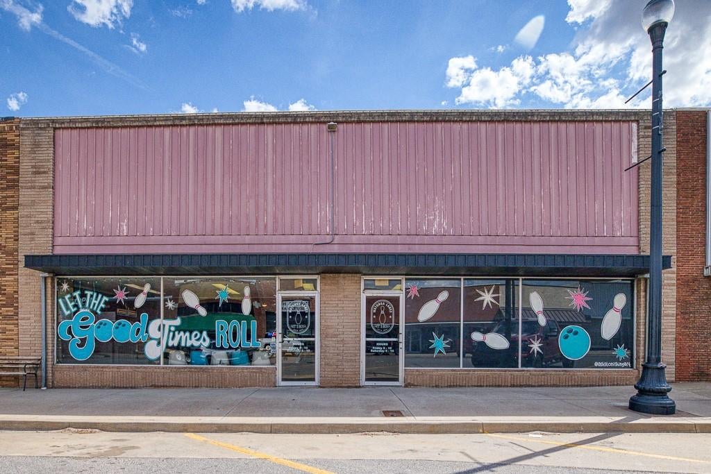 109 W Main Street — photo