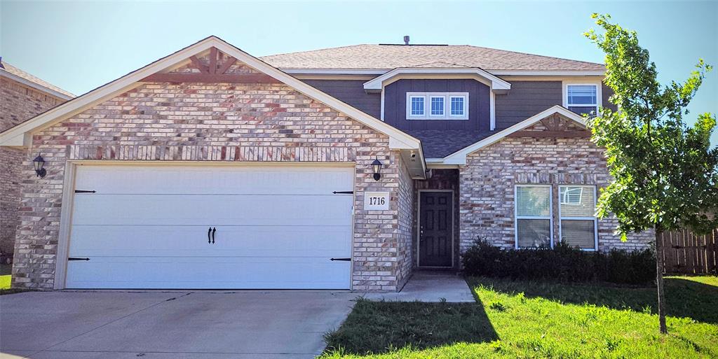 1716 Vermilion Lane — photo