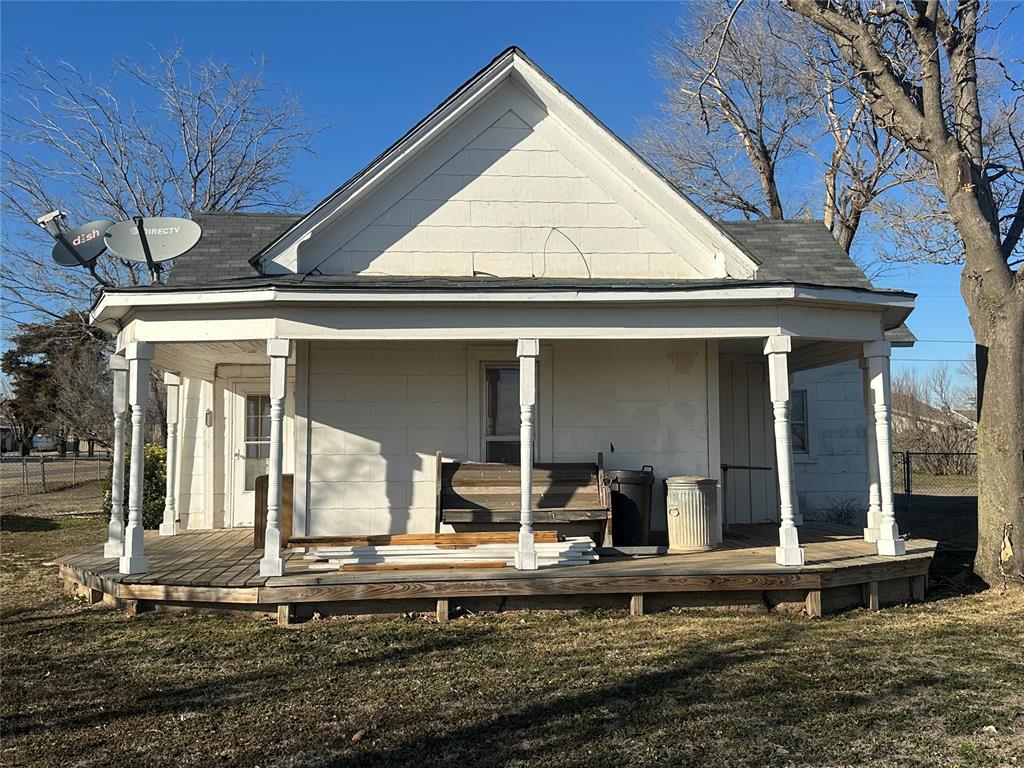 100 Chickasaw Avenue — photo